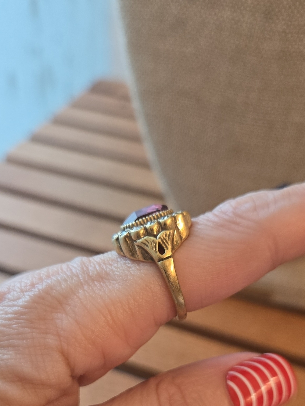 Chloe + Isabel Gold Tone Vintage Ring - Picture 3 of 6